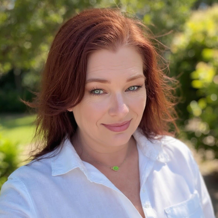 Holly Everett, Transaction Coordinator and Licensed Agent from Lori Bernard - Century 21 Affiliated